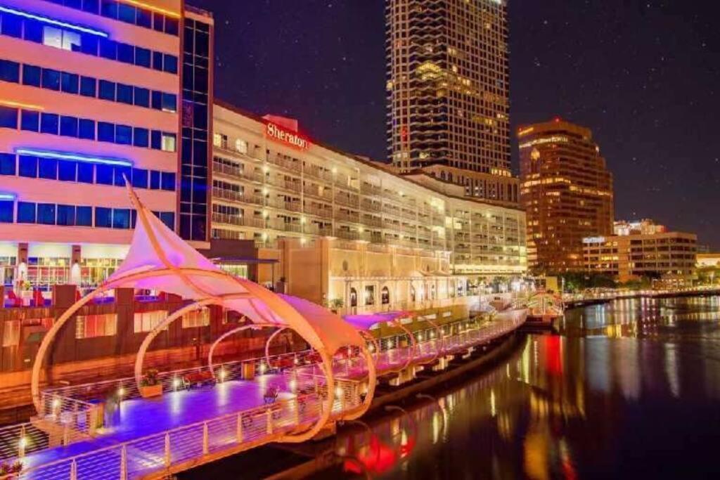 Lodging Near The Sun Tampa Exteriér fotografie